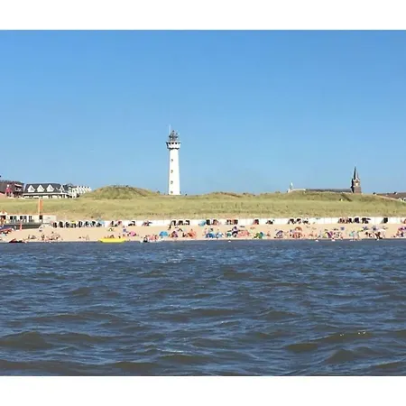 On The Coast Comfortable *